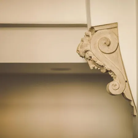 킹스 호텔