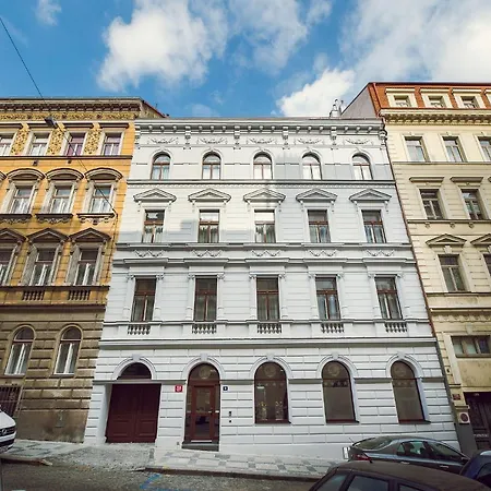 Kings Szálloda 3*